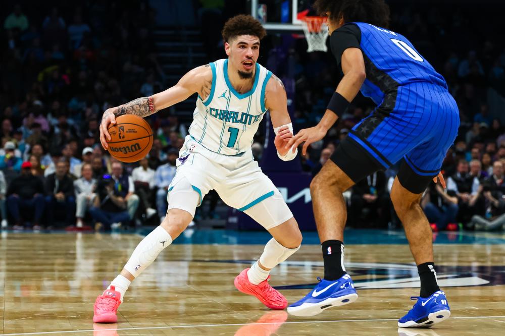 路面狭窄 路面狭窄