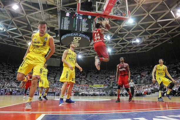 牌进行了增 牌进行了增