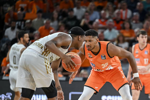 还有1年续 还有1年续